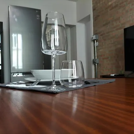 Apartment Mo & Office Corner Modena
